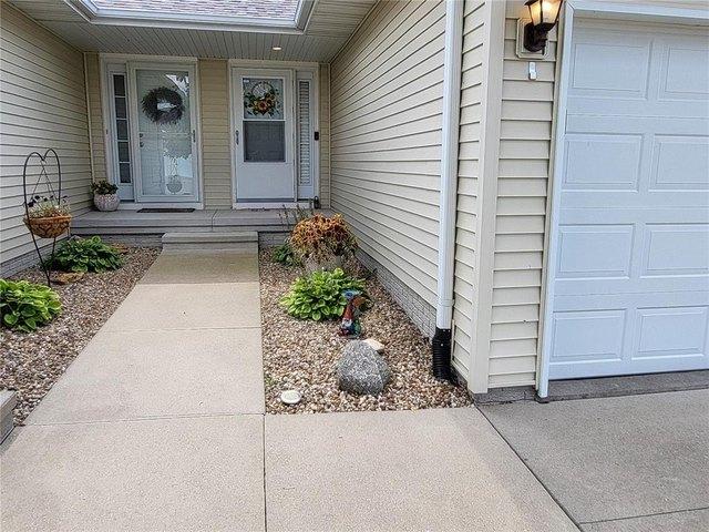 Condo for sale in Linn, Iowa