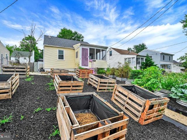 House for sale in Gibsonton, Maryland