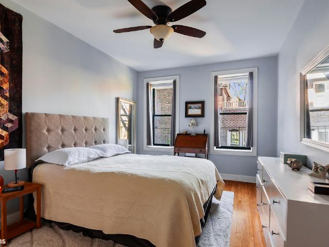 Property for sale in The Bronx, Arverne