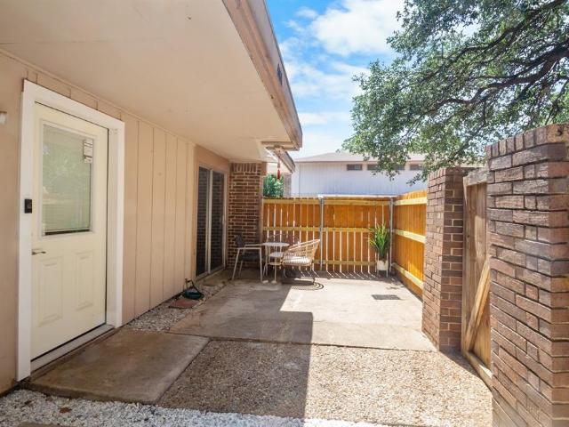 Townhouse for sale in Irving, Texas