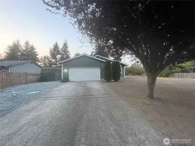 House for sale in Spanaway, Washington