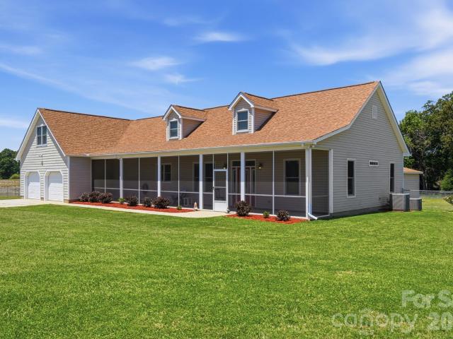 House for sale in Marshville, North Carolina