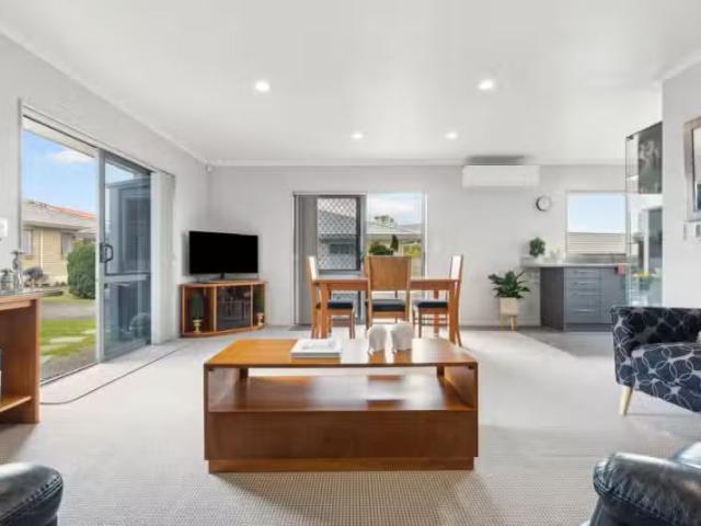 House for sale in Awhitu