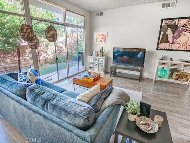 Property for rent in Sherman Oaks Neighborhood Council District, Canoga Park