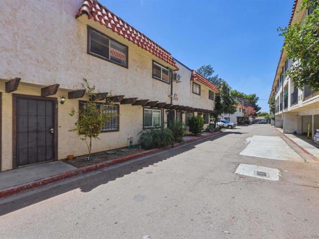 Townhouse for sale in National City, California