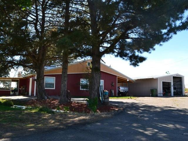 Farm for sale in Oregonia