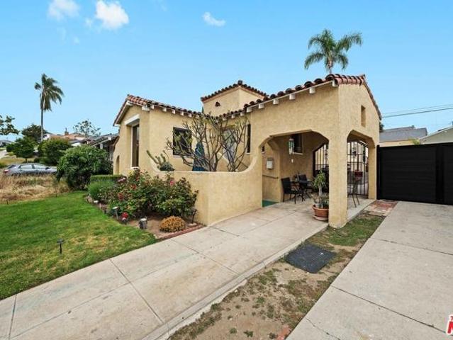 House for sale in Canoga Park, California