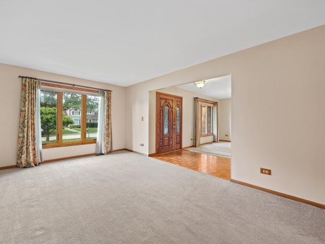House for sale in Lisle, Illinois
