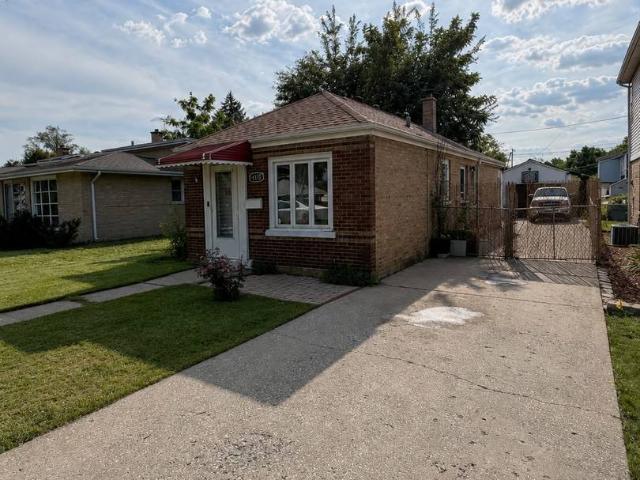 House for sale in Brookfield, Illinois