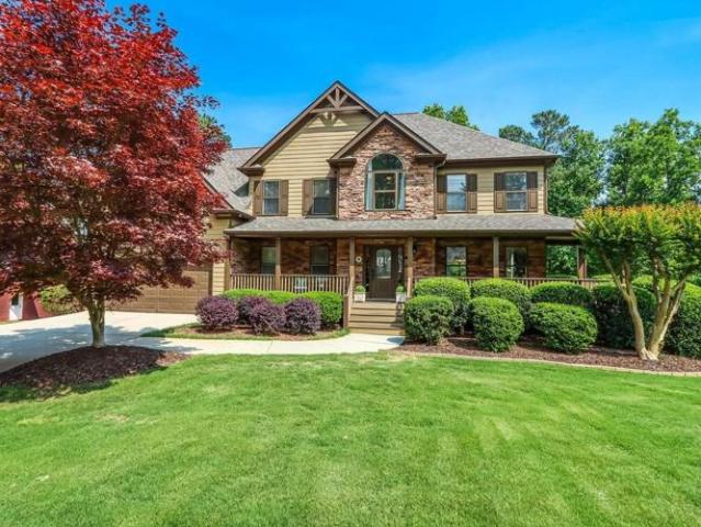 House for sale in Oakwood, Georgia