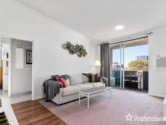 House for rent in Cambridge, Western Australia