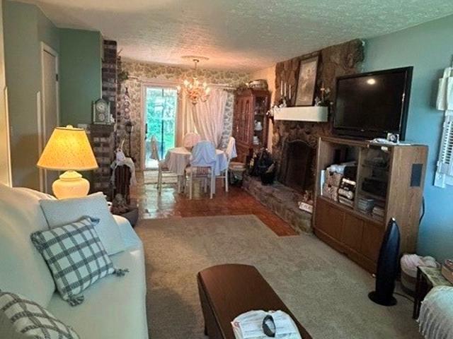 House for sale in Jefferson, Ohio