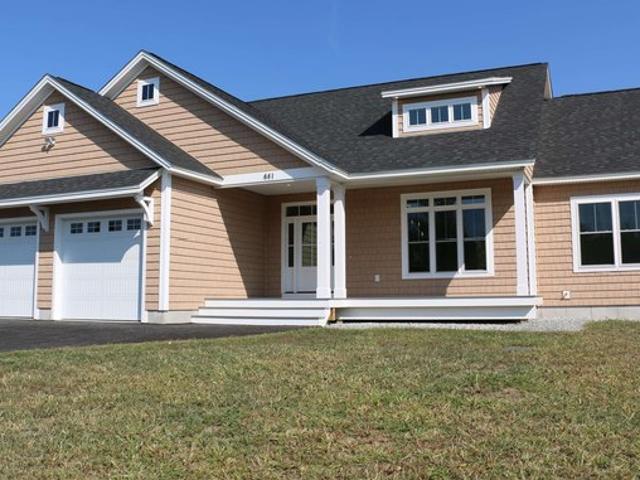 Condo for sale in New Hampshire