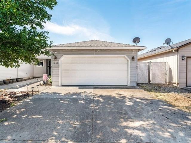 House for sale in Oregonia