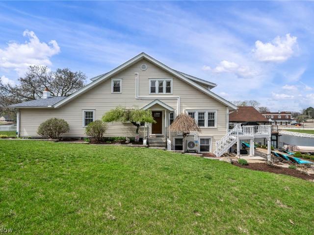 House for sale in Summit, Ohio
