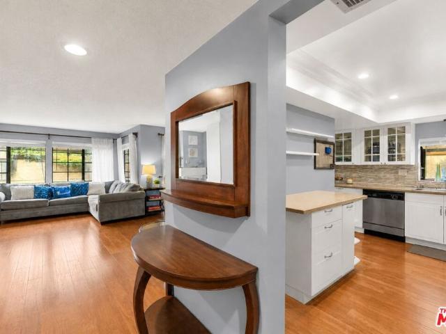 Condo for sale in Burbank, California