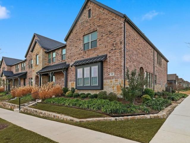 Townhouse for sale in Denton, Texas