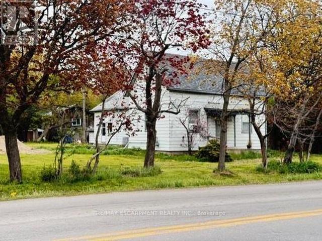 House for sale in Ancaster, Ontario