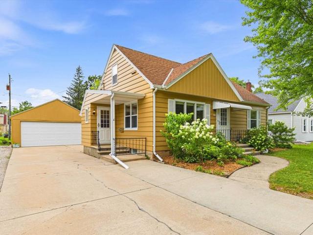 House for sale in De Pere, Wisconsin
