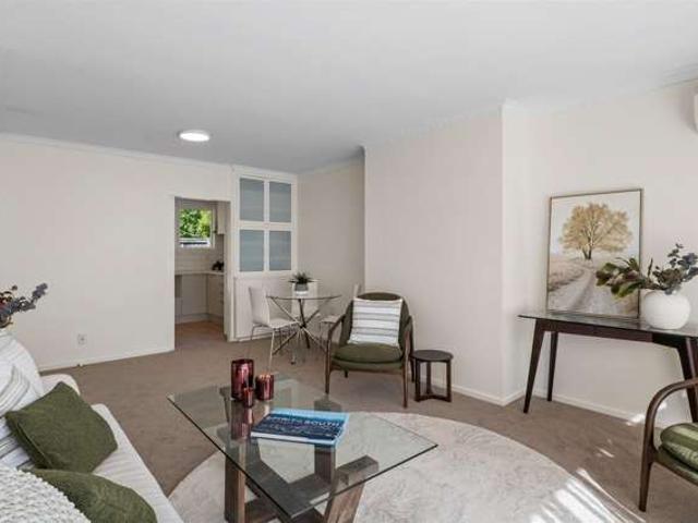 Apartment for sale in Merivale, Canterbury