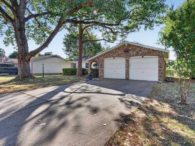 House for sale in Johnson, Texas