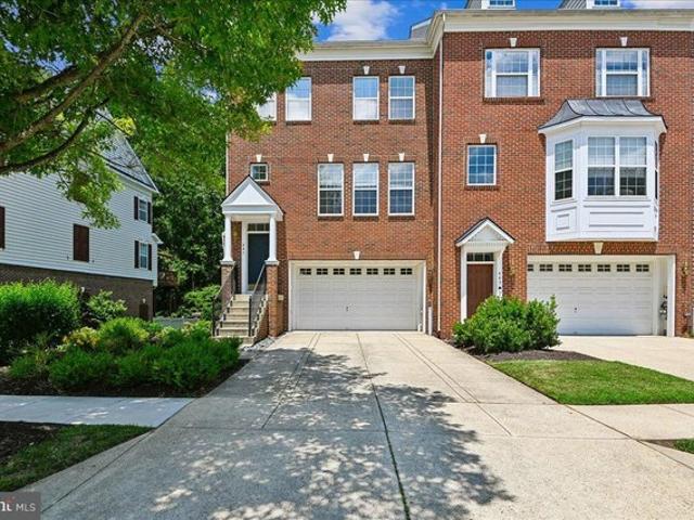 Townhouse for sale in Davidsonville, Maryland