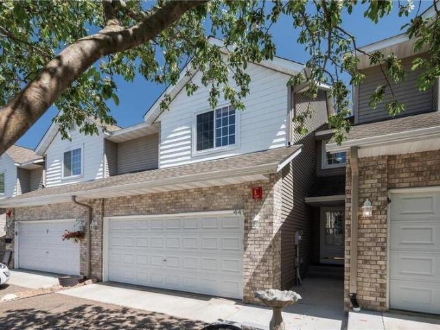 Townhouse for sale in Chaska