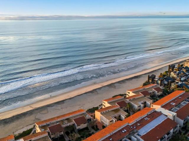 Condo for sale in Solana Beach, California