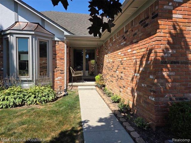 House for sale in Rochester Hills, Michigan