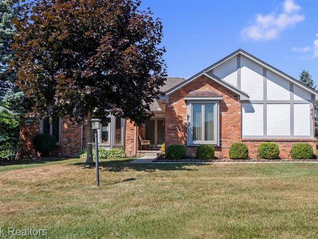 House for sale in Rochester Hills, Michigan