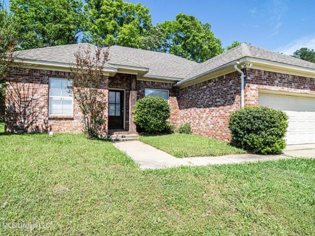 House for sale in Pearl, Mississippi