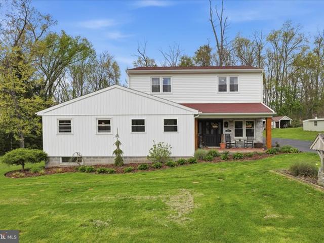 House for sale in Denver, Pennsylvania