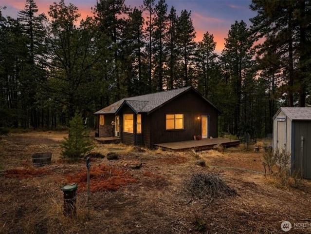 House for sale in Goldendale, Klickitat County