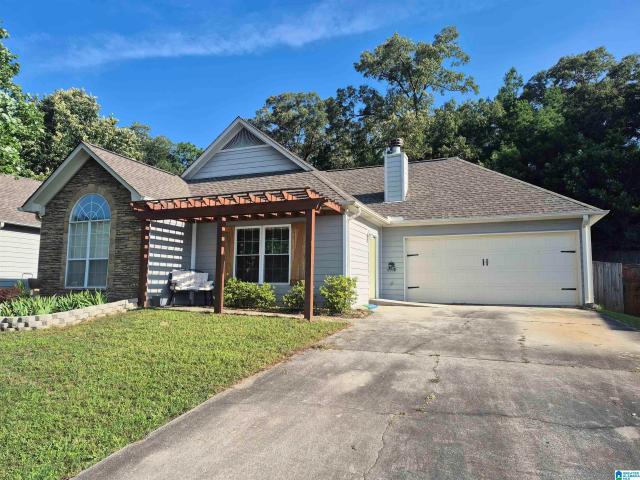 House for sale in Calera, Alabama