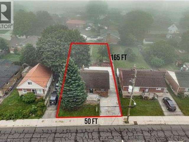 House for sale in Ancaster, Ontario