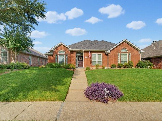 House for sale in Carrollton, Texas