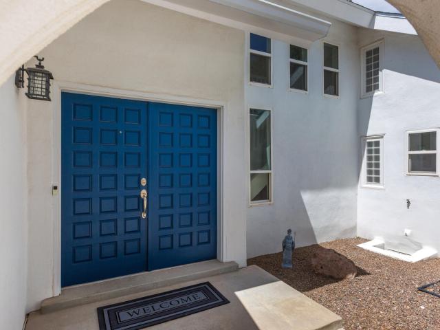 House for sale in New Mexico