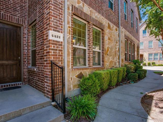 Townhouse for sale in Carrollton