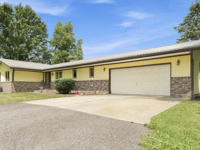 House for sale in South Whitley, Indiana