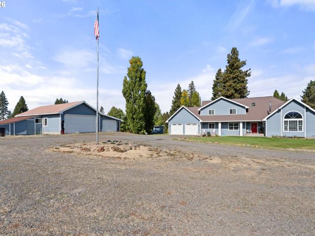House for sale in Chiloquin, Klamath County