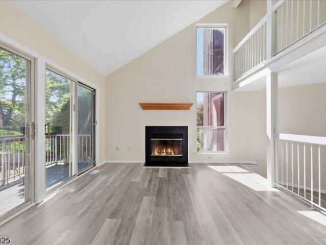 Townhouse for sale in Flagtown, New Jersey
