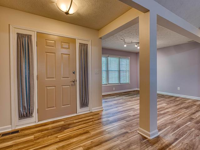 House for sale in Newburgh, Indiana