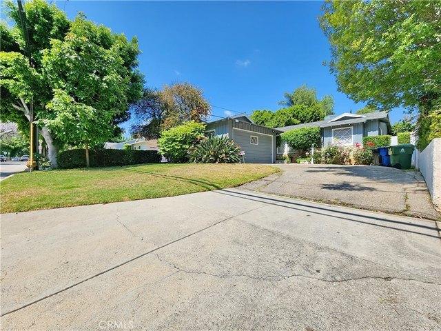 House for sale in Van Nuys Neighborhood Council District, Canoga Park