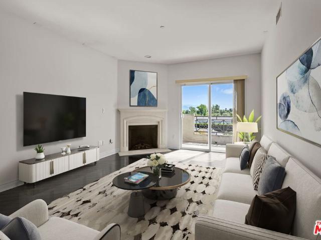 Condo for sale in Studio City Neighborhood Council District, Canoga Park