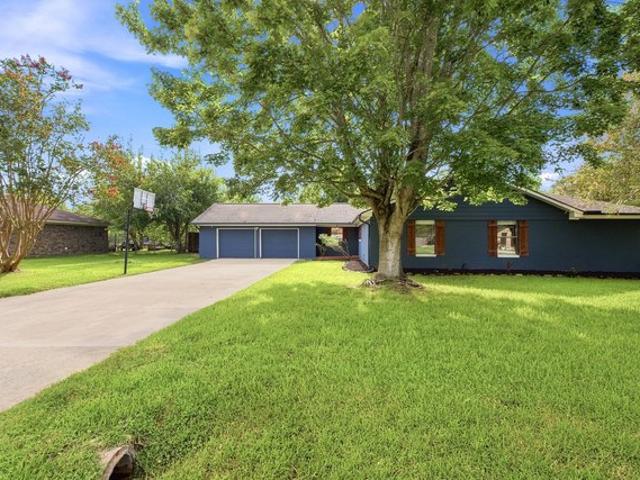 House for sale in Santa Fe, Texas