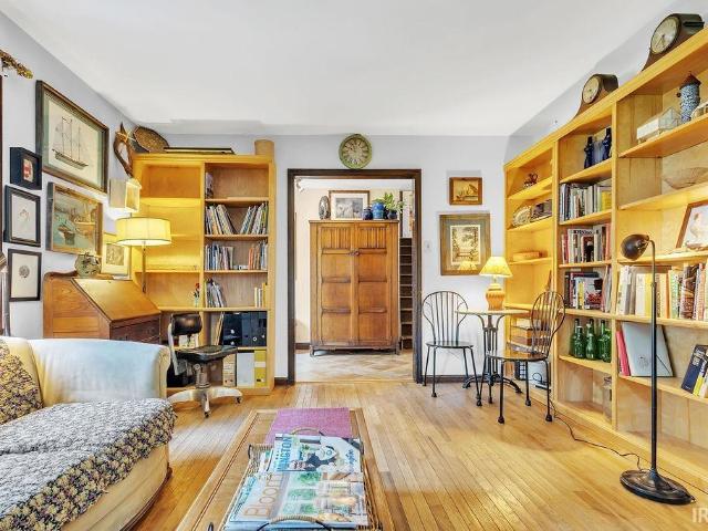House for sale in Bloomington Of Minnesota, Indiana