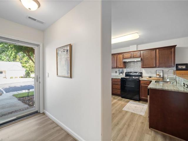 Townhouse for sale in Belews Creek, North Carolina