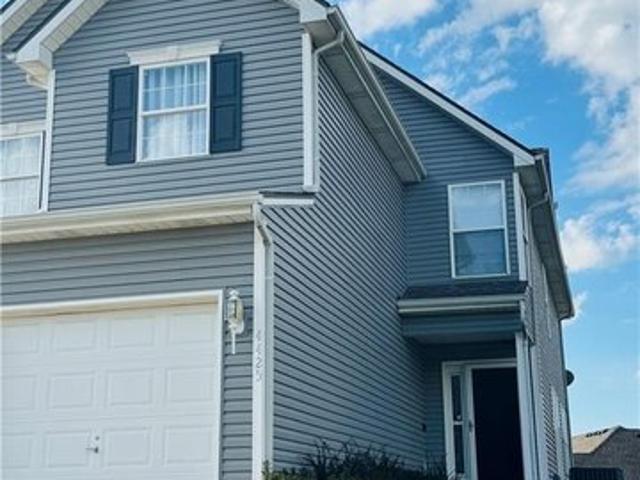 Townhouse for sale in Kansas City, Missouri