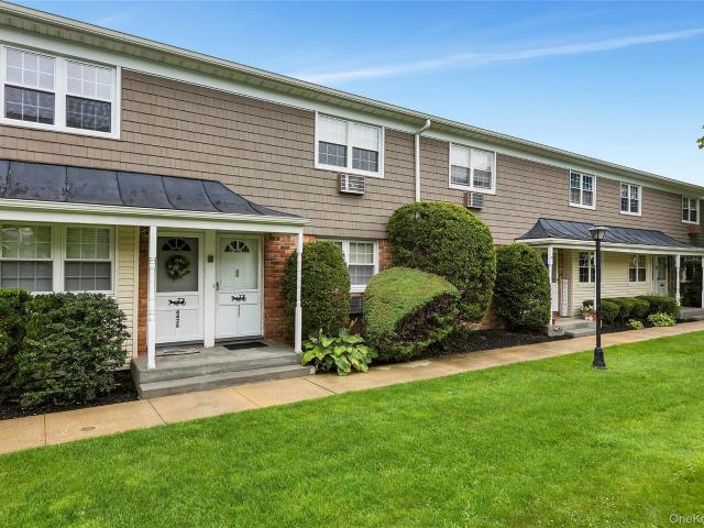 Property for sale in Bohemia, New York