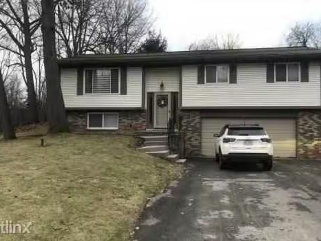 House for rent in West Bloomfield